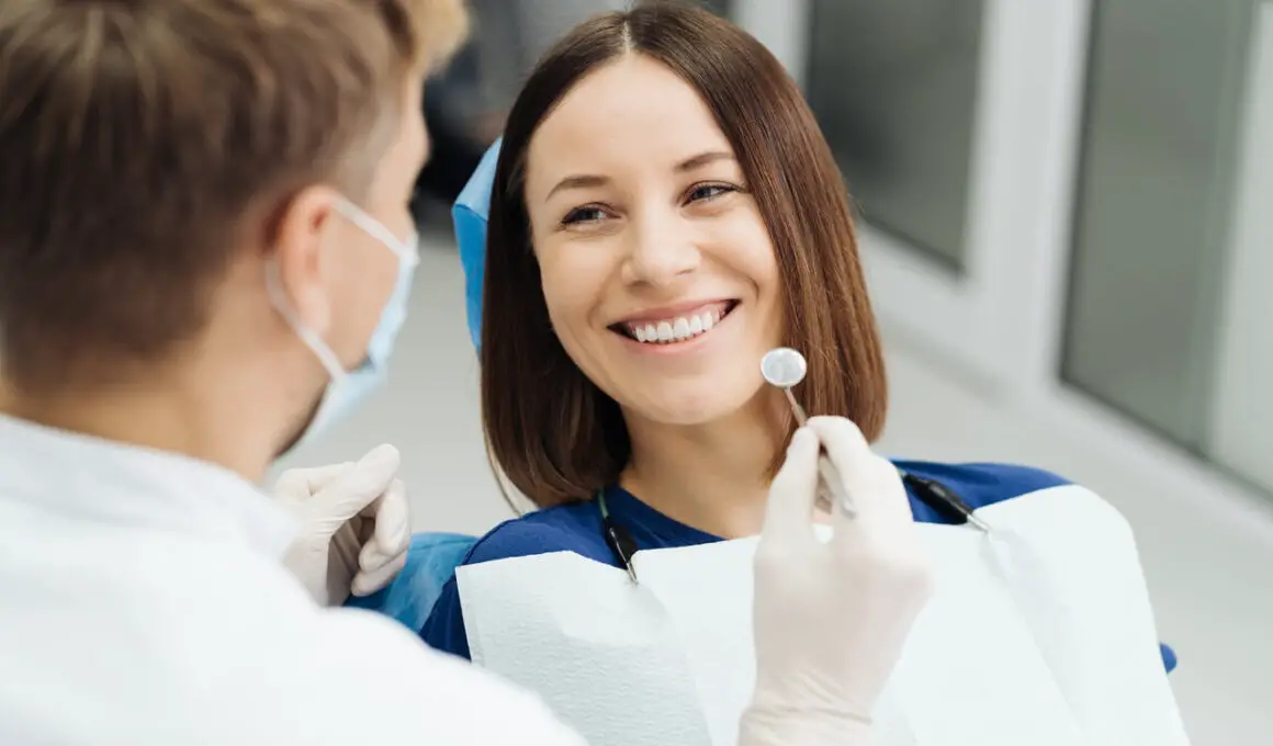 Dlaczego regularne wizyty u dentysty są kluczem do zdrowego uśmiechu